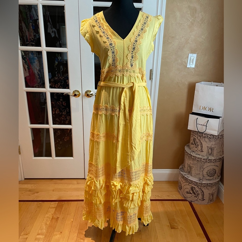 Lace Maxi Dress